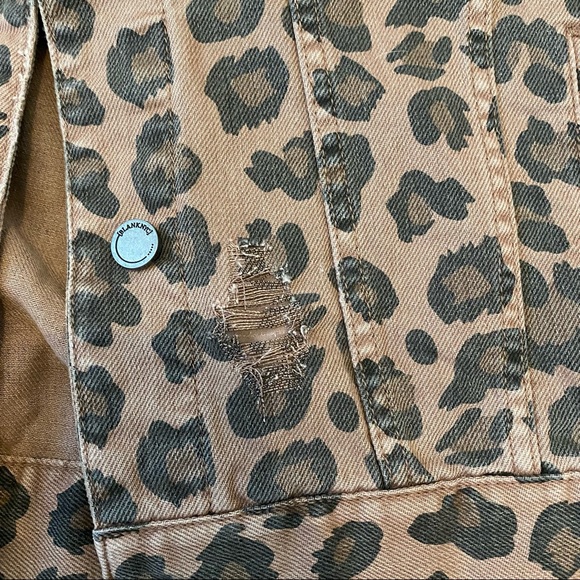 CHEETAH DENIM JACKET BACHELORETTE WIFE OF THE PARTY - Picture 4 of 9